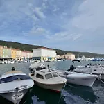 Rafael Apartmán Cres